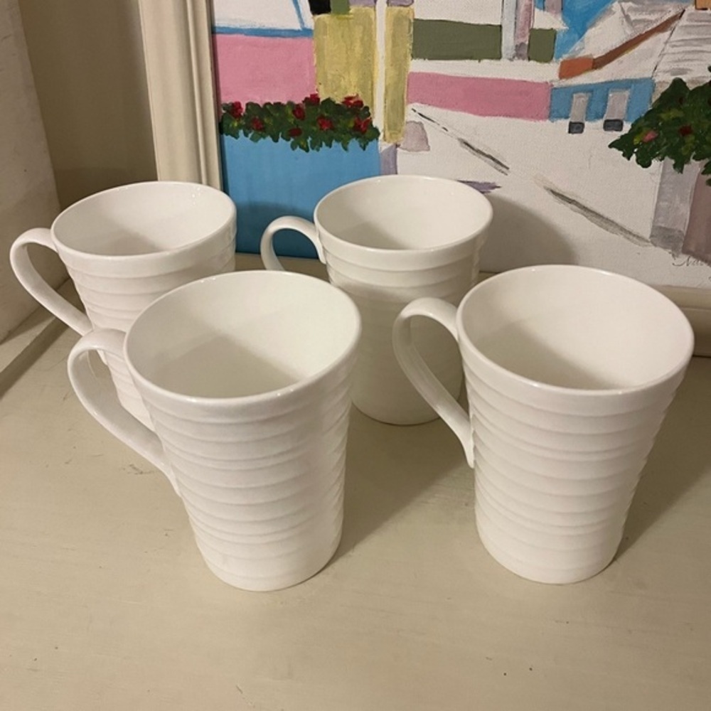 Mikasa Ciara Elegant White Ceramic 10 oz. Mugs Set of Four - Picture 2 of 15